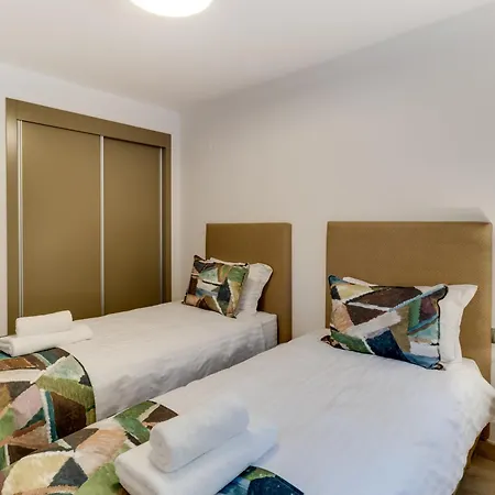 Ingresi Apartment *
